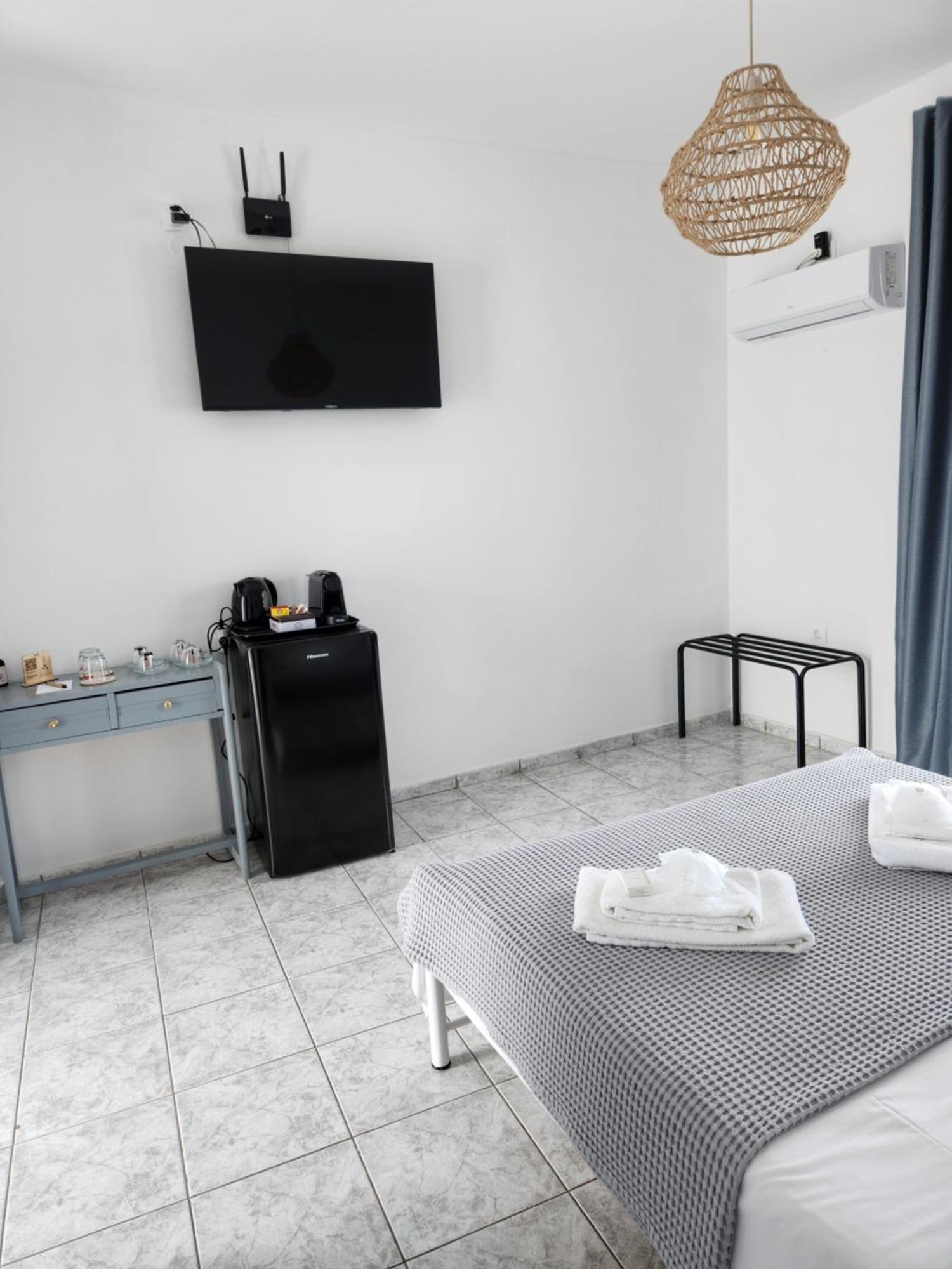 Eleios Hotel Serifos 利瓦迪奥 外观 照片